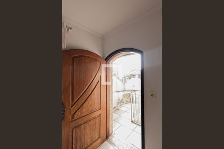 Casa para alugar com 220m², 3 quartos e 2 vagasEntrada