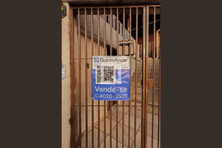 Casa para alugar com 220m², 3 quartos e 2 vagasPlaca