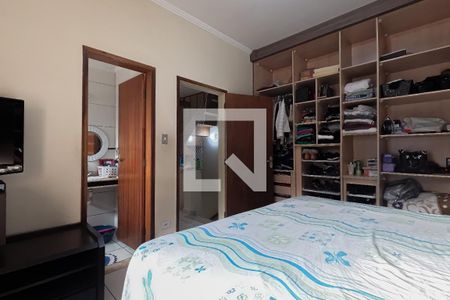 Casa para alugar com 220m², 3 quartos e 2 vagasSuíte