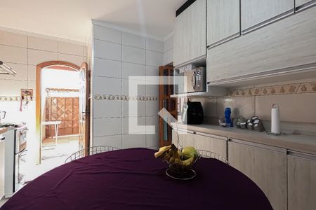 Casa para alugar com 220m², 3 quartos e 2 vagasCozinha