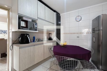 Casa para alugar com 220m², 3 quartos e 2 vagasCozinha