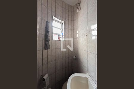 Casa para alugar com 220m², 3 quartos e 2 vagasLavabo - Casa 2