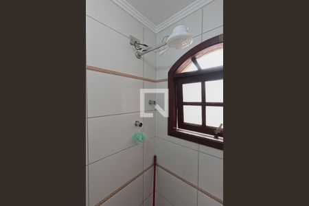 Casa para alugar com 220m², 3 quartos e 2 vagasBanheiro