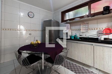 Casa para alugar com 220m², 3 quartos e 2 vagasCozinha