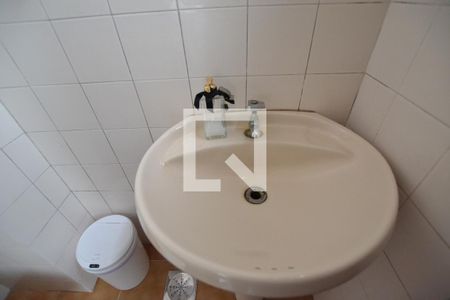 Apartamento à venda com 80m², 2 quartos e 1 vagaBanheiro de Serviço