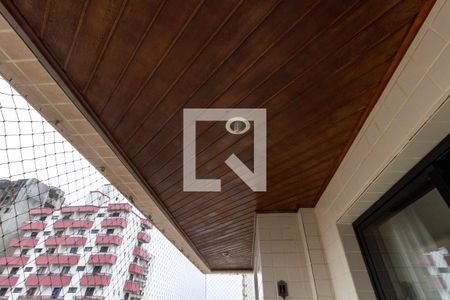 Detalhe da varanda de apartamento para alugar com 2 quartos, 86m² em Vila Tupi, Praia Grande