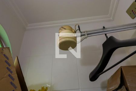 Casa à venda com 330m², 4 quartos e 4 vagas Casa à venda com 330m², 4 quartos e 4 vagasBanheiro de Serviço