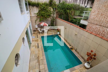 Casa à venda com 330m², 4 quartos e 4 vagas Casa à venda com 330m², 4 quartos e 4 vagasVista da Suíte 1