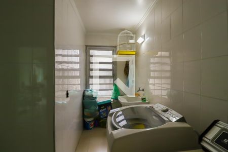 Casa à venda com 330m², 4 quartos e 4 vagas Casa à venda com 330m², 4 quartos e 4 vagasÁrea de Serviço