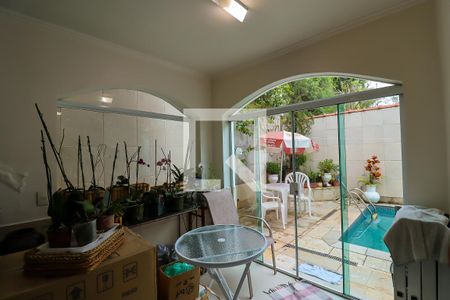 Casa à venda com 330m², 4 quartos e 4 vagas Casa à venda com 330m², 4 quartos e 4 vagasEspaço Gourmet