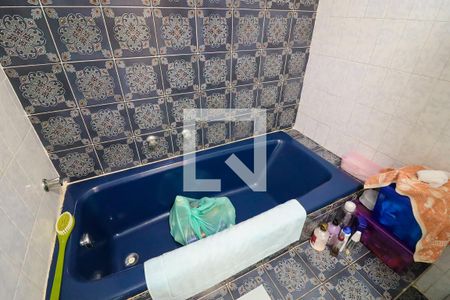 Casa à venda com 330m², 4 quartos e 4 vagas Casa à venda com 330m², 4 quartos e 4 vagasBanheiro da Suíte 1