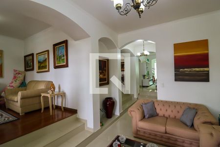 Sala 1 de casa à venda com 4 quartos, 330m² em Jardim Leonor, São Paulo