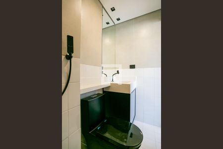 Studio - Banheiro de kitnet/studio para alugar com 1 quarto, 26m² em Santana, São Paulo