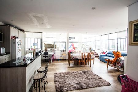 Apartamento à venda com 173m², 3 quartos e 3 vagasCobertura