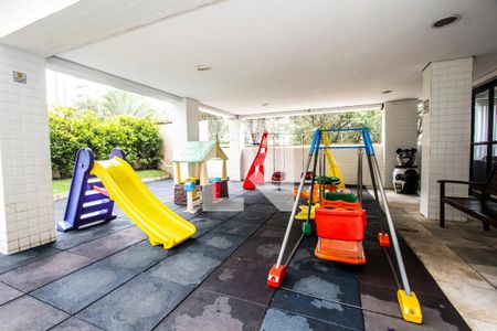 Apartamento à venda com 173m², 3 quartos e 3 vagasÁrea Comum - Playground