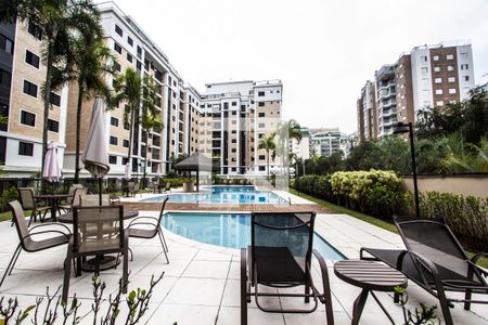 Apartamento à venda com 173m², 3 quartos e 3 vagasÁrea comum - Piscina