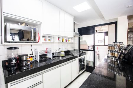 Apartamento à venda com 173m², 3 quartos e 3 vagasCozinha - Armários