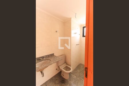 Apartamento para alugar com 124m², 3 quartos e 2 vagasBanheiro do Quarto 1