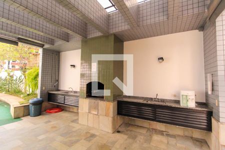 Apartamento para alugar com 124m², 3 quartos e 2 vagasÁrea comum - Churrasqueira