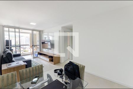 Sala de apartamento para alugar com 2 quartos, 78m² em Santa Rosa, Niterói