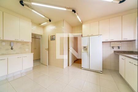 Apartamento à venda com 195m², 4 quartos e 3 vagas Apartamento à venda com 195m², 4 quartos e 3 vagasCozinha