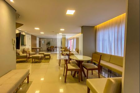 Apartamento à venda com 195m², 4 quartos e 3 vagas Apartamento à venda com 195m², 4 quartos e 3 vagasÁrea comum - Salão de festas