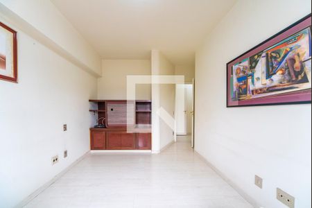 Apartamento à venda com 195m², 4 quartos e 3 vagas Apartamento à venda com 195m², 4 quartos e 3 vagasQuarto 4