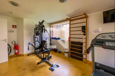 Apartamento à venda com 195m², 4 quartos e 3 vagas Apartamento à venda com 195m², 4 quartos e 3 vagasÁrea comum - Academia