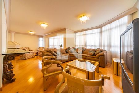 Sala de apartamento para alugar com 4 quartos, 195m² em Vila Gilda, Santo André