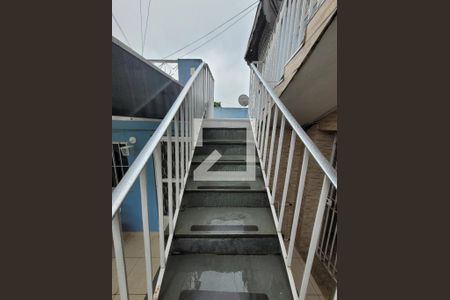 Apartamento à venda com 200m², 3 quartos e 1 vaga Apartamento à venda com 200m², 3 quartos e 1 vagaEscada