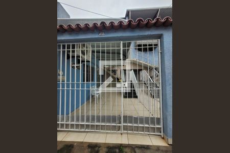 Apartamento à venda com 200m², 3 quartos e 1 vaga Apartamento à venda com 200m², 3 quartos e 1 vagaFachada