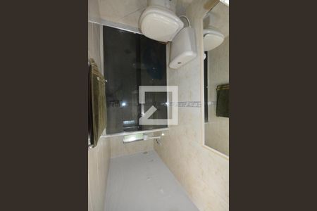 Banheiro Social de apartamento à venda com 3 quartos, 200m² em Penha, Rio de Janeiro