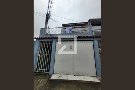 Apartamento à venda com 200m², 3 quartos e 1 vaga Apartamento à venda com 200m², 3 quartos e 1 vagaFoto da placa instalada