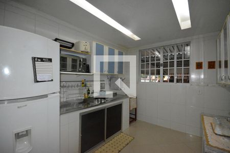 Apartamento à venda com 200m², 3 quartos e 1 vagaCozinha