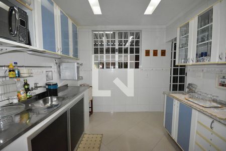 Apartamento à venda com 200m², 3 quartos e 1 vagaCozinha