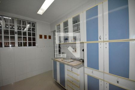 Apartamento à venda com 200m², 3 quartos e 1 vagaCozinha