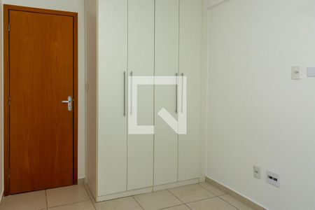 Apartamento para alugar com 79m², 3 quartos e 1 vaga Apartamento para alugar com 79m², 3 quartos e 1 vagaQuarto 2 - Armários
