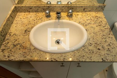 Apartamento para alugar com 79m², 3 quartos e 1 vaga Apartamento para alugar com 79m², 3 quartos e 1 vagaBanheiro Social