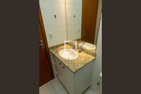 Apartamento para alugar com 79m², 3 quartos e 1 vaga Apartamento para alugar com 79m², 3 quartos e 1 vagaBanheiro Social