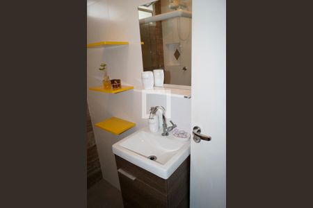 Banheiro de apartamento para alugar com 1 quarto, 42m² em Vila Mariana, São Paulo