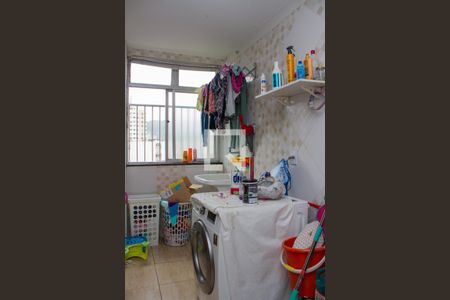 Apartamento à venda com 90m², 2 quartos e 1 vagaÁrea de Serviço