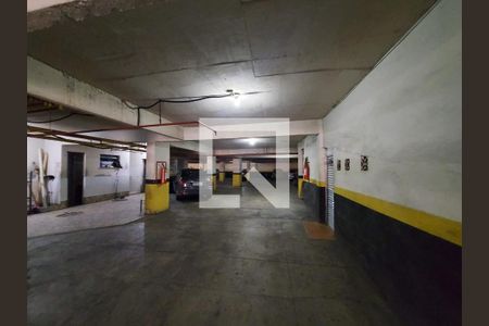 Apartamento à venda com 90m², 2 quartos e 1 vagaÁrea comum