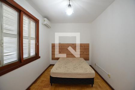 Quarto 1 de apartamento à venda com 3 quartos, 90m² em Azenha, Porto Alegre