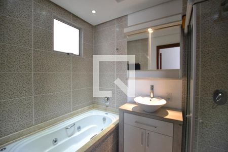 Apartamento à venda com 90m², 3 quartos e 1 vagaBanheiro 2