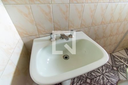 Casa para alugar com 75m², 2 quartos e sem vaga Casa para alugar com 75m², 2 quartos e sem vagaBanheiro