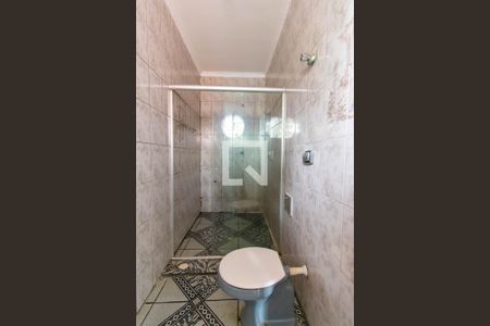 Casa para alugar com 75m², 2 quartos e sem vaga Casa para alugar com 75m², 2 quartos e sem vagaBanheiro da Suíte