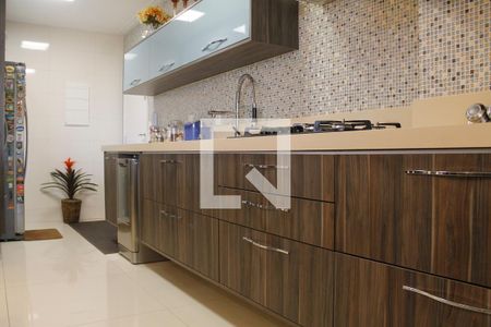 Apartamento à venda com 125m², 3 quartos e 6 vagasCozinha