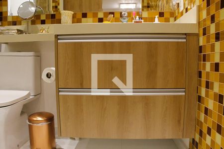 Apartamento à venda com 125m², 3 quartos e 6 vagasBanheiro da Suíte 1