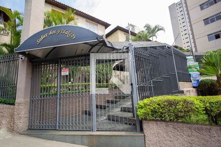 Apartamento para alugar com 72m², 3 quartos e 1 vagaFachada