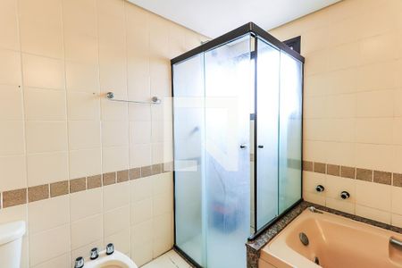 Apartamento para alugar com 193m², 4 quartos e 4 vagasBanheiro da Suíte 1